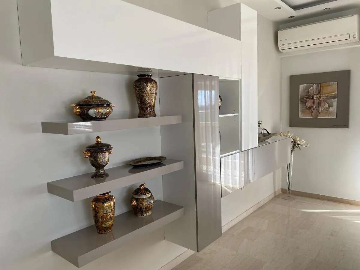 Classy Seaside Suite With Amazing View Selanik