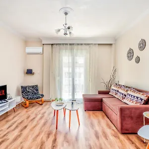 Grand Next To Center 3bd 110sqm Διαμέρισμα